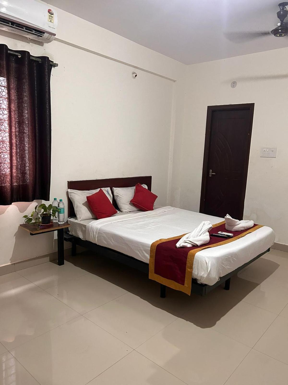 Hotel Prakrathi Residency Bangalore Luaran gambar